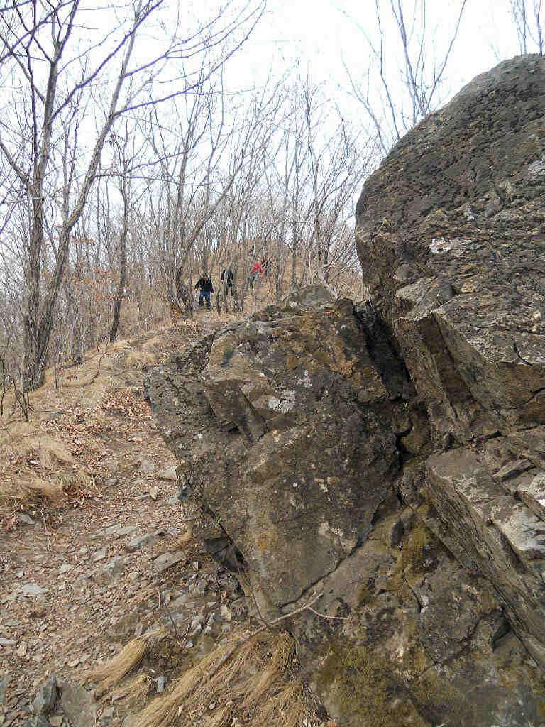 ��ȪС�뱱�ߴ�Խ 128.jpg